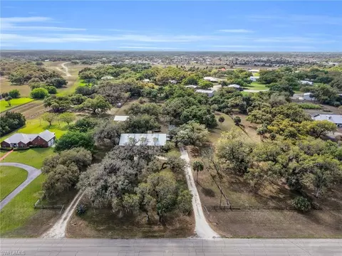 View/Area - 1712 Frontier Cir, Labelle, FL 33935 photo 2 of 6