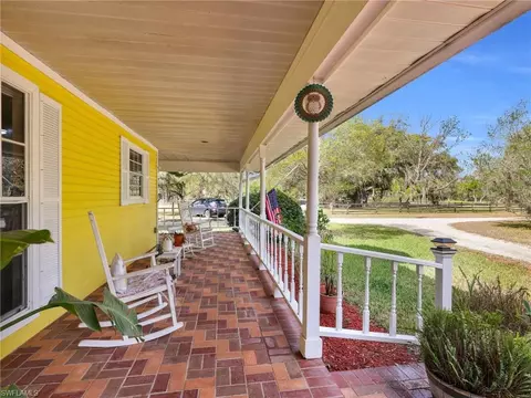 Exterior - 1712 Frontier Cir, Labelle, FL 33935 photo 4 of 17