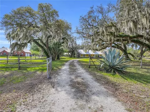 Exterior - 1712 Frontier Cir, Labelle, FL 33935 photo 17 of 17