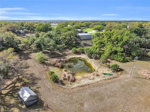 View/Area - 1712 Frontier Cir, Labelle, FL 33935 photo 4 of 6