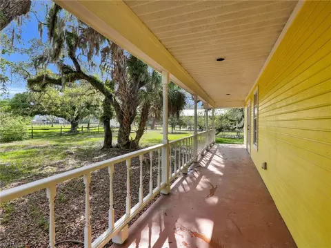 Exterior - 1712 Frontier Cir, Labelle, FL 33935 photo 6 of 17