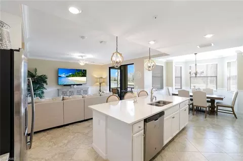9590 Trevi Ct #5313, Naples, FL 34113