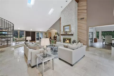 Living - 730 Bay Tree Ct, Naples, FL 34108 photo 4 of 7