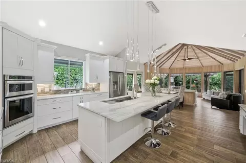 Kitchen - 730 Bay Tree Ct, Naples, FL 34108 photo 5 of 6