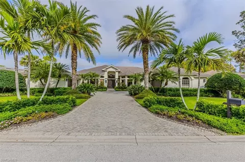 2055 Swainsons Run, Naples, FL 34105