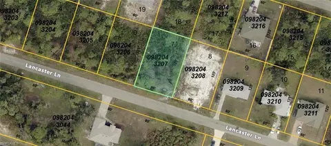 Lancaster Ln, North Port, FL 34286
