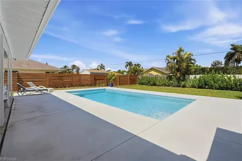 Exterior - 157 Willoughby Dr, Naples, FL 34110 photo 4 of 12