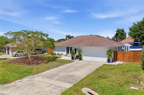 Exterior - 157 Willoughby Dr, Naples, FL 34110 photo 10 of 12