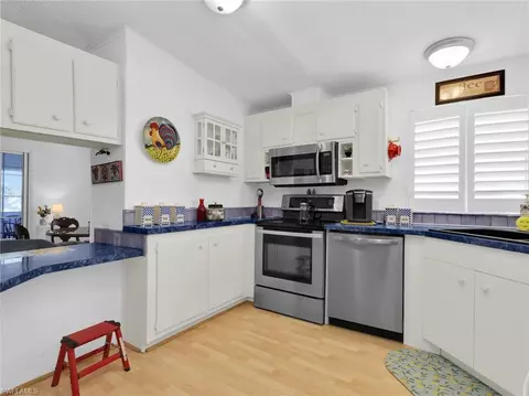 Kitchen - 233 Eagle Rd #233, Naples, FL 34114 photo 1 of 2