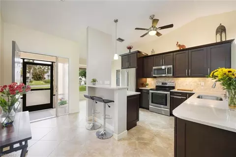 1324 Monarch Cir, Naples, FL 34116