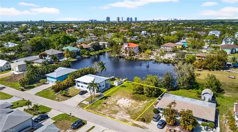 3916 Bennett Ln, Bonita Springs, FL 34134