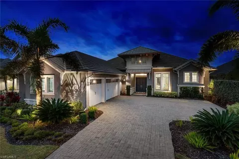 6184 Antigua Way, Naples, FL 34113