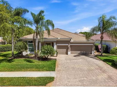 2050 Mandarin Ln, Naples, FL 34120