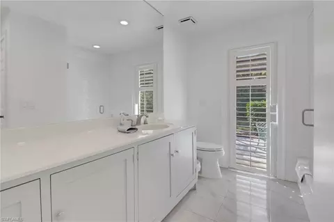 Bath - 2293 Royal Ln, Naples, FL 34112 photo 3 of 3