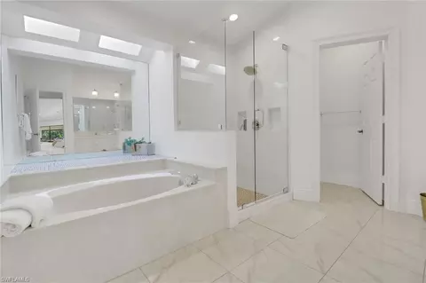 Bath - 2293 Royal Ln, Naples, FL 34112 photo 1 of 3