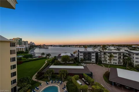 3410 Gulf Shore Blvd N #701, Naples, FL 34103