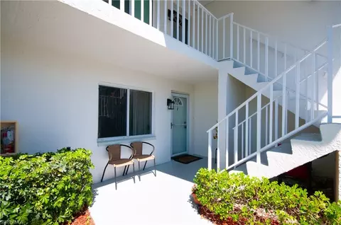 515 Gabriel Cir #1901, Naples, FL 34104