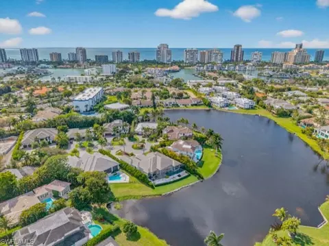 View/Area - 4120 Willowhead Way, Naples, FL 34103 photo 3 of 6