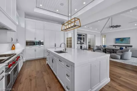 Kitchen - 4120 Willowhead Way, Naples, FL 34103 photo 2 of 5