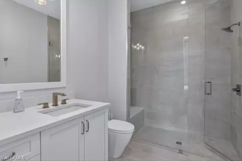 Bath - 4120 Willowhead Way, Naples, FL 34103 photo 4 of 4