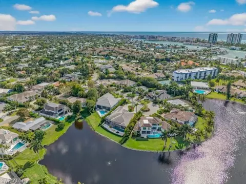 View/Area - 4120 Willowhead Way, Naples, FL 34103 photo 5 of 6