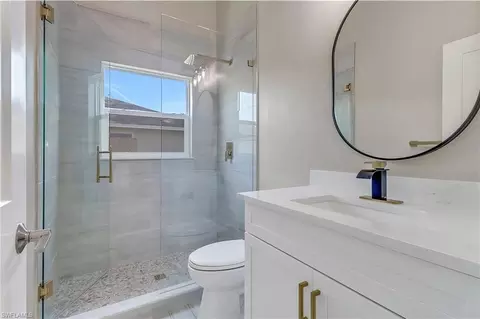 Bath - 270 Madison Dr, Naples, FL 34110 photo 4 of 4