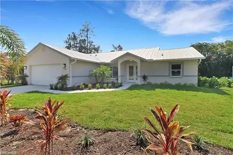 270 Madison Dr, Naples, FL 34110