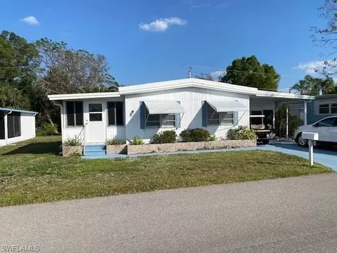 2738 Indianwood Dr, North Fort Myers, FL 33917