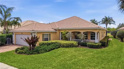 7902 Portofino Ct, Naples, FL 34114