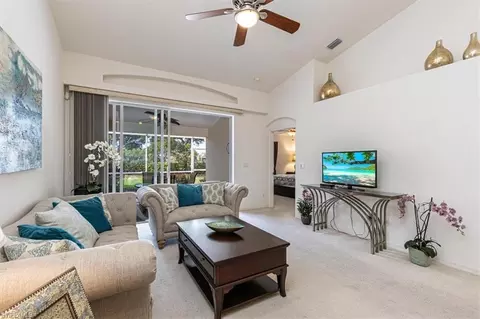 8535 Ibis Cove Cir #M661, Naples, FL 34119