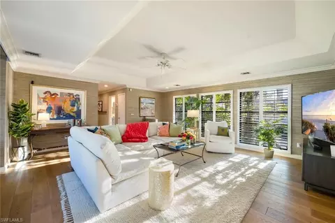 1225 Sandpiper St, Naples, FL 34102