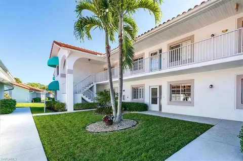 186 Gabriel Cir #3903, Naples, FL 34104