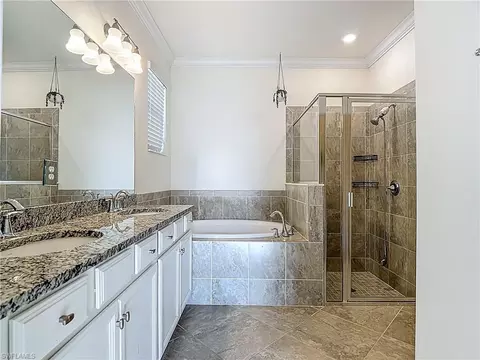 Bath - 19890 Beverly Park Rd, Estero, FL 33928 photo 4 of 6