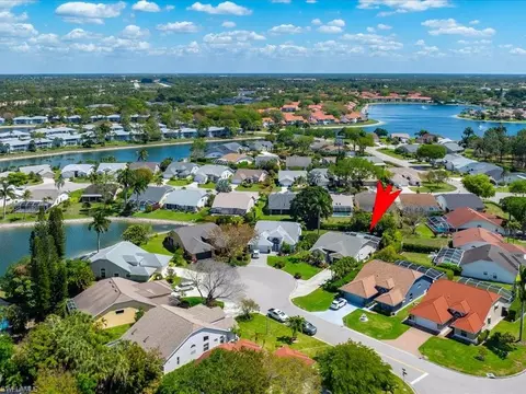 View/Area - 6642 Middlesex Pl, Naples, FL 34104 photo 3 of 5