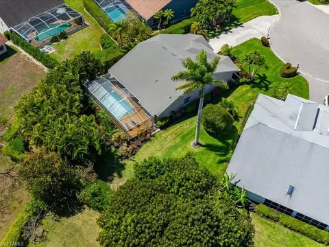 View/Area - 6642 Middlesex Pl, Naples, FL 34104 photo 2 of 5