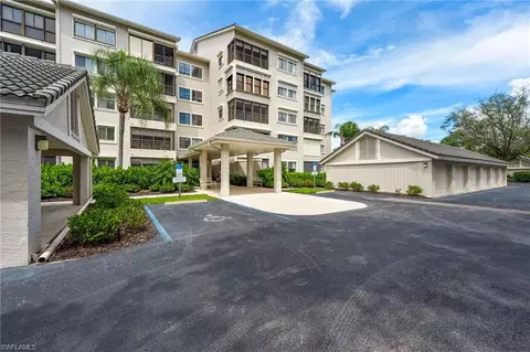 201 Arbor Lake Dr #2-201, Naples, FL 34110