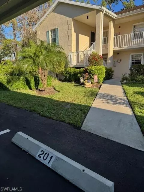 1704 Kings Lake Blvd #201, Naples, FL 34112