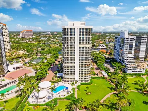 4901 Gulf Shore Blvd N #2103, Naples, FL 34103