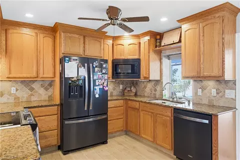 Kitchen - 47 Constitution Dr, Naples, FL 34112 photo 1 of 2