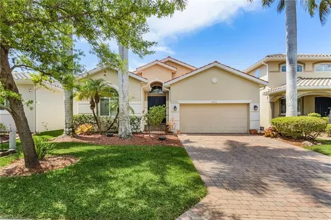8446 Sumner Ave, Fort Myers, FL 33908