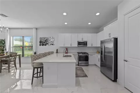 Kitchen - 12830 Hawkins Dr, Estero, FL 33928 photo 3 of 6