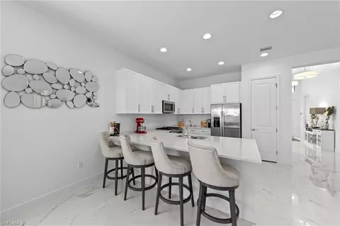 Kitchen - 12830 Hawkins Dr, Estero, FL 33928 photo 4 of 6