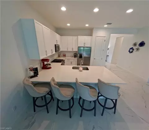 Kitchen - 12830 Hawkins Dr, Estero, FL 33928 photo 2 of 2