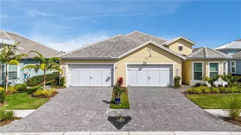 8781 Yucatan Ct, Naples, FL 34112