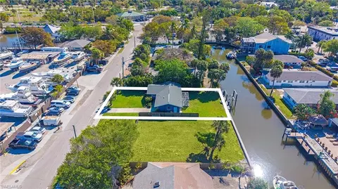 View/Area - 2772 Bayview Dr, Naples, FL 34112 photo 4 of 4