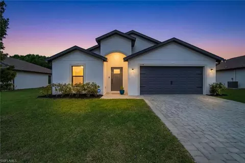 1354 Bush St W, Immokalee, FL 34142