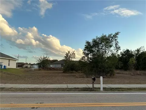 4323 12th St W, Lehigh Acres, FL 33971