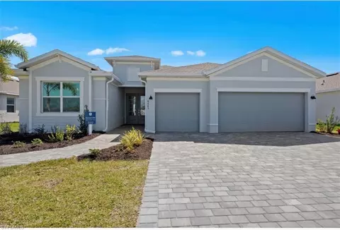 5176 Sugarwood Dr, Naples, FL 34113