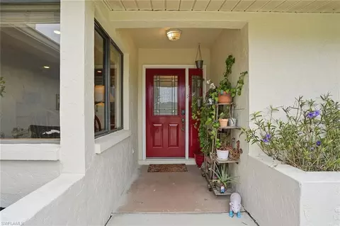 4581 Chippendale Dr, Naples, FL 34112
