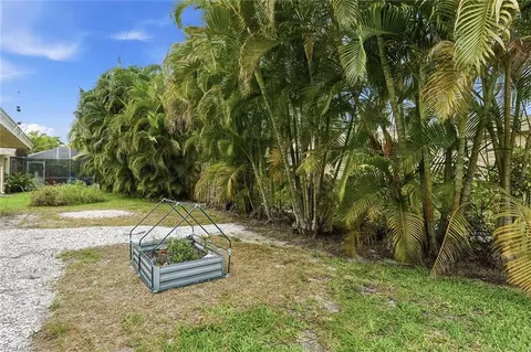 Exterior - 4581 Chippendale Dr, Naples, FL 34112 photo 3 of 3